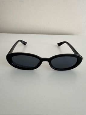 Glassons Ophelia Oval Sunglasses, Black, Women
